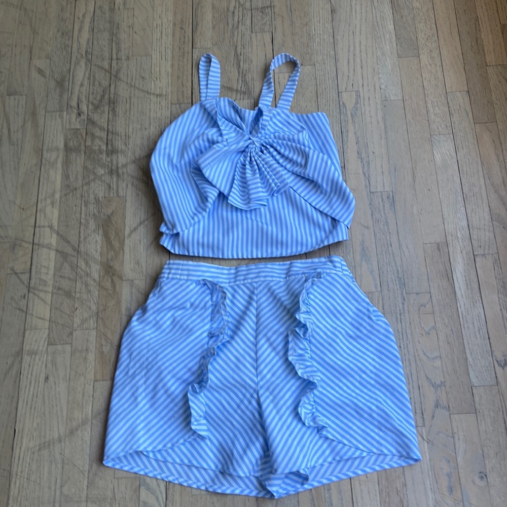 Habitual, size fourteen, two piece outfit, blue and white stripes